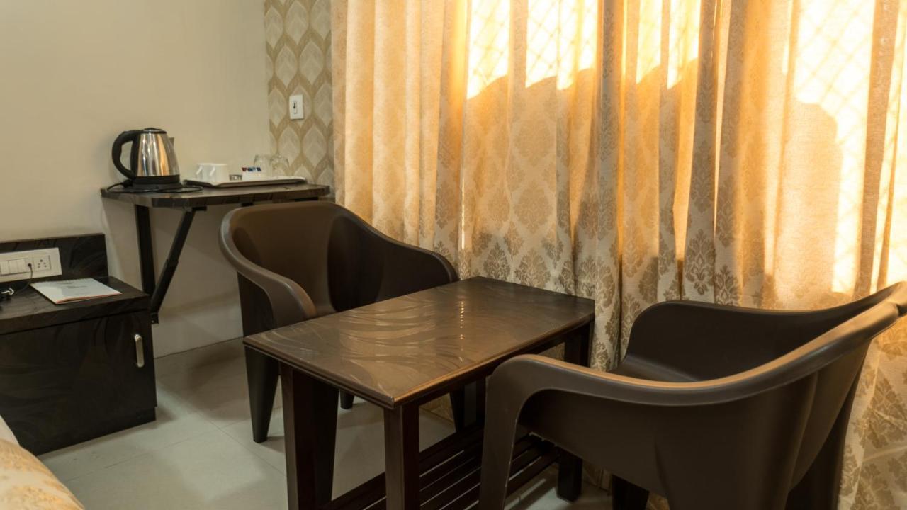 Hotel Dhavalgiri 塞恩 外观 照片
