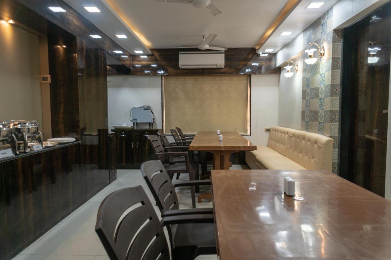 Hotel Dhavalgiri 塞恩 外观 照片